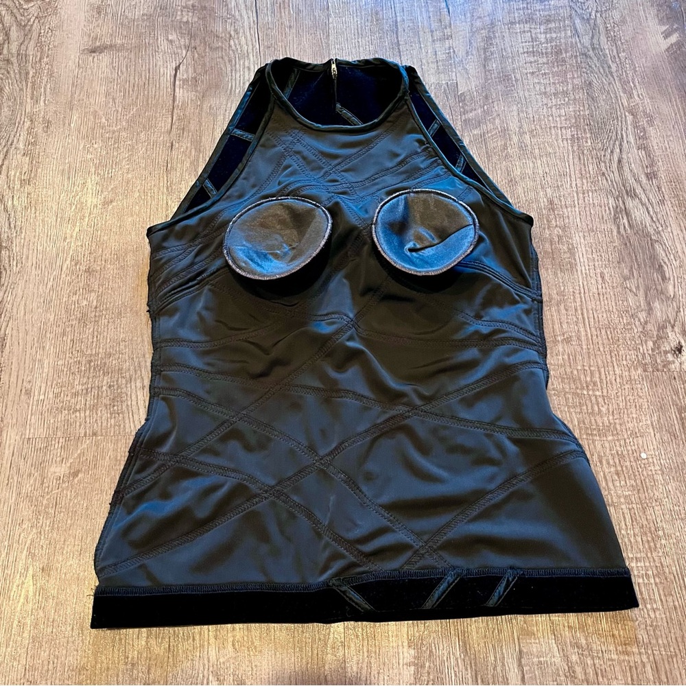 Tadashi Shoji Black Velvet Overlay sleeveless halter Top - Picture 3 of 5